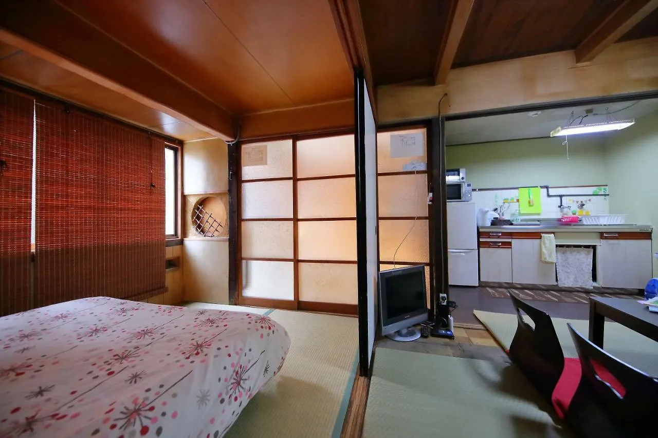 Oyado Sanjo Machiya Villa Kyoto Japonya