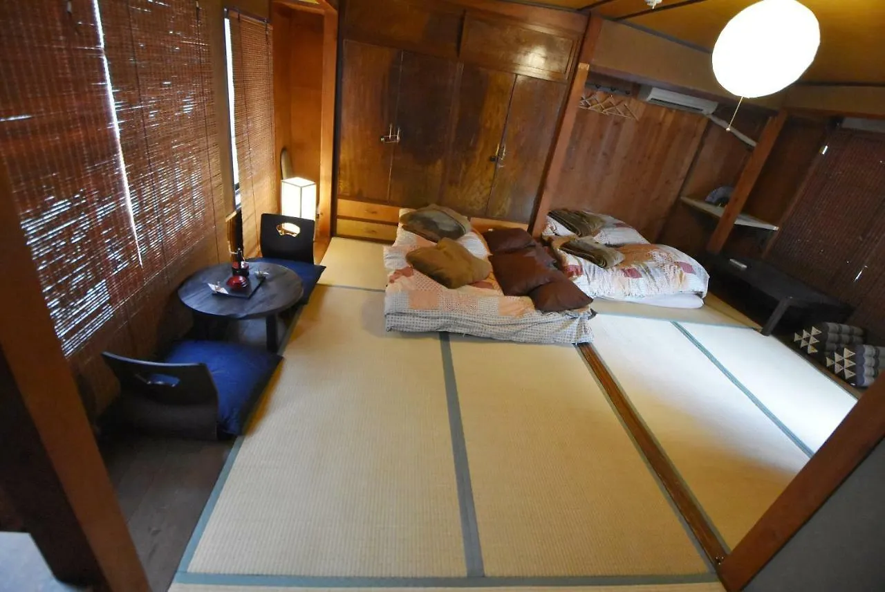Oyado Sanjo Machiya Villa Kyoto