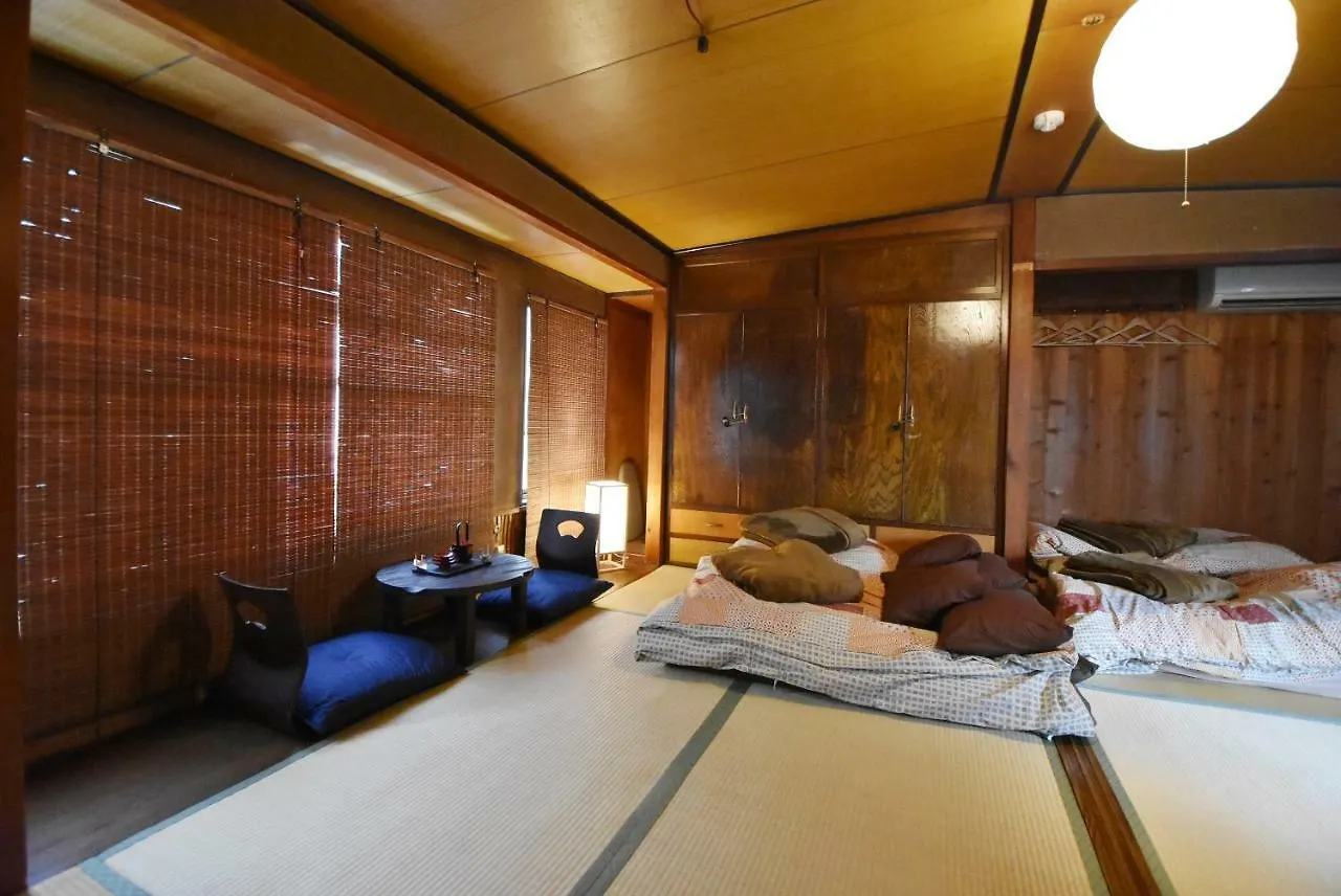 Oyado Sanjo Machiya Villa Kyoto Japan
